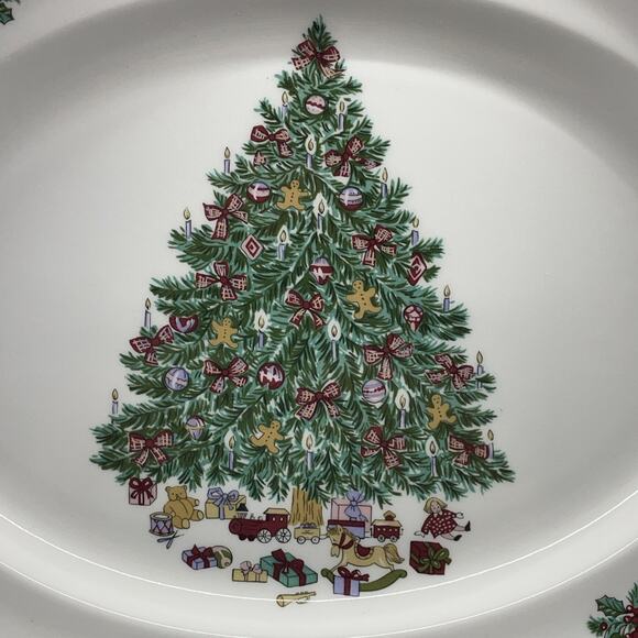 Johnson Bros. Victorian Christmas Tree 12" x 9 1/4" Oval Serving Platter Plate - Picture 2 of 6